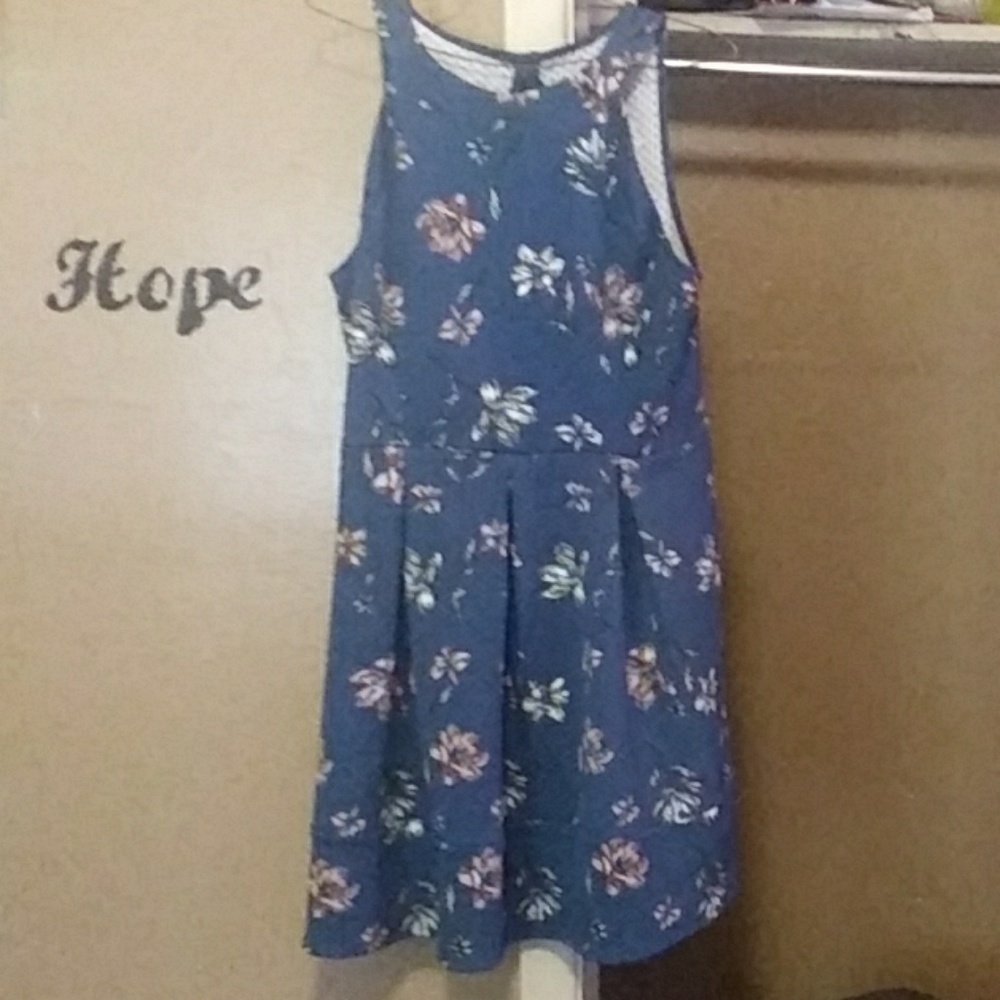 Blue floral sleeveless dress